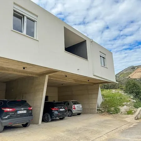 Holiday home Maribu Mlini