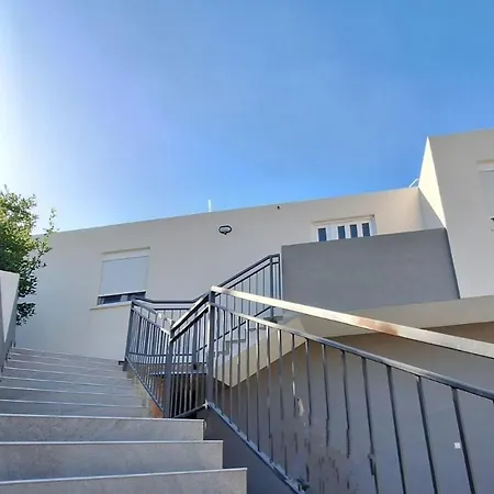 Vakantiehuis Maribu Mlini